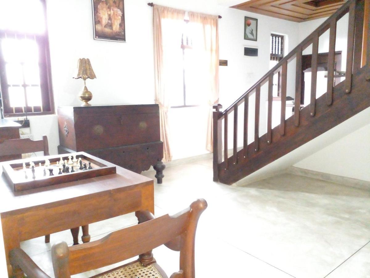Muduna Walawwa Resort Kandy Ngoại thất bức ảnh