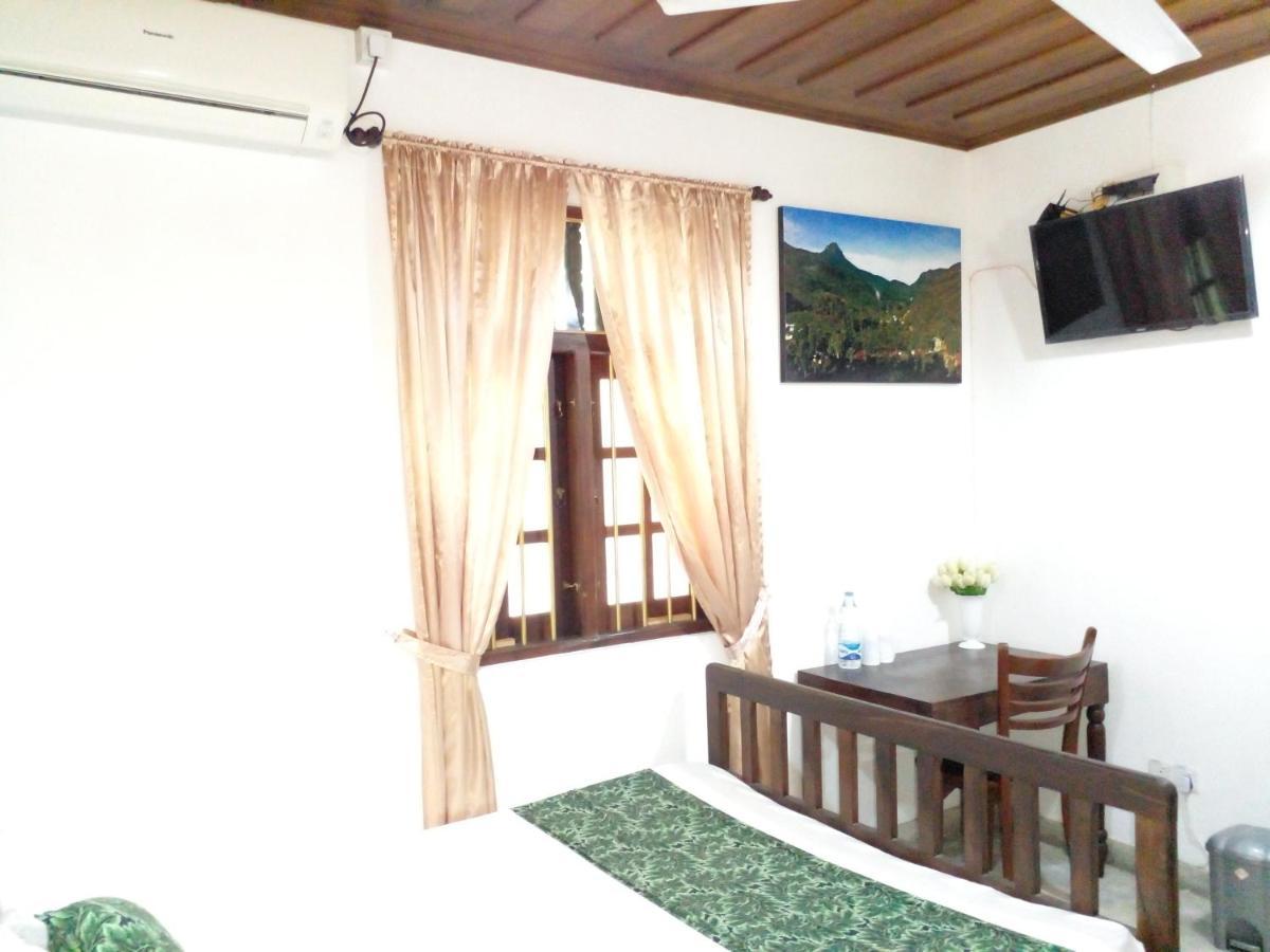 Muduna Walawwa Resort Kandy Ngoại thất bức ảnh