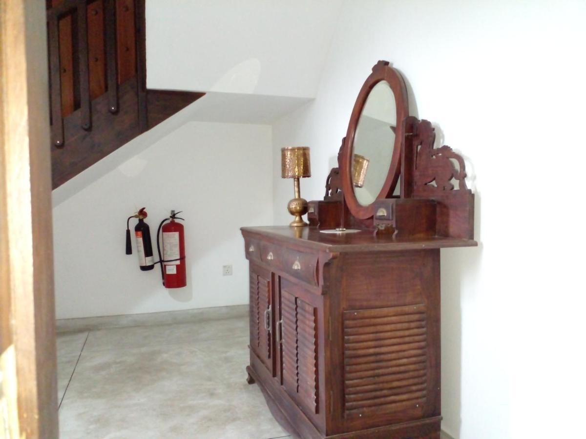 Muduna Walawwa Resort Kandy Ngoại thất bức ảnh