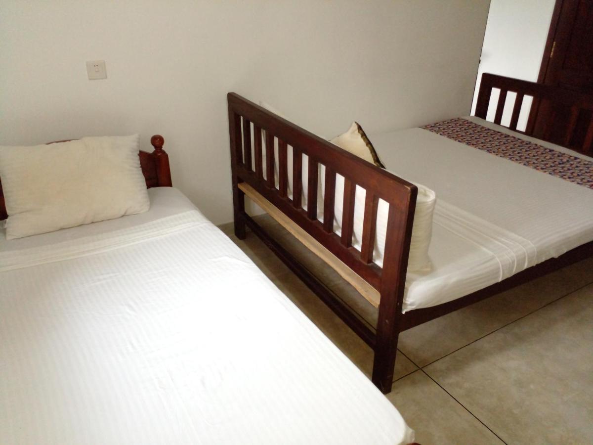 Muduna Walawwa Resort Kandy Ngoại thất bức ảnh