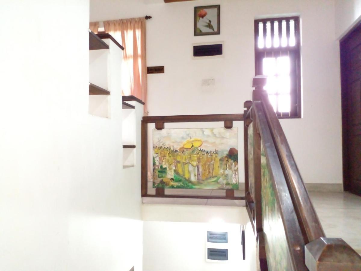 Muduna Walawwa Resort Kandy Ngoại thất bức ảnh