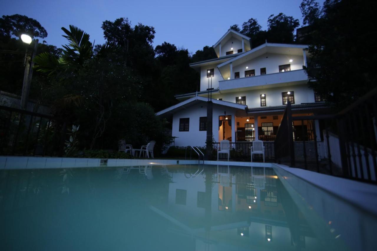 Muduna Walawwa Resort Kandy Ngoại thất bức ảnh